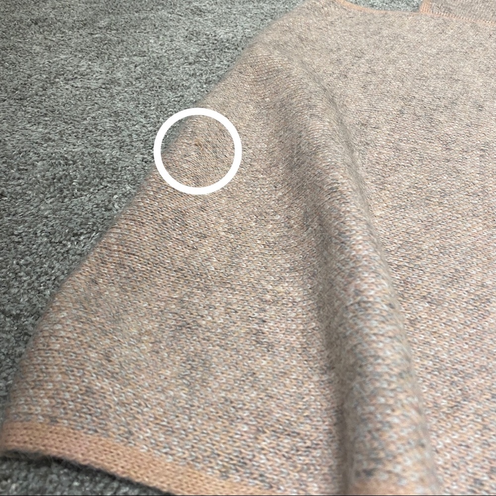 Beautiful Pink & Grey Wool-Blend Poncho - Picture 6 of 8